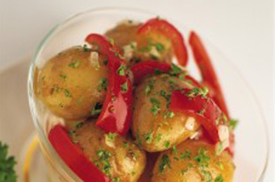 Ensalada Caliente de Patata, Cebolla y Pimiento Rojo